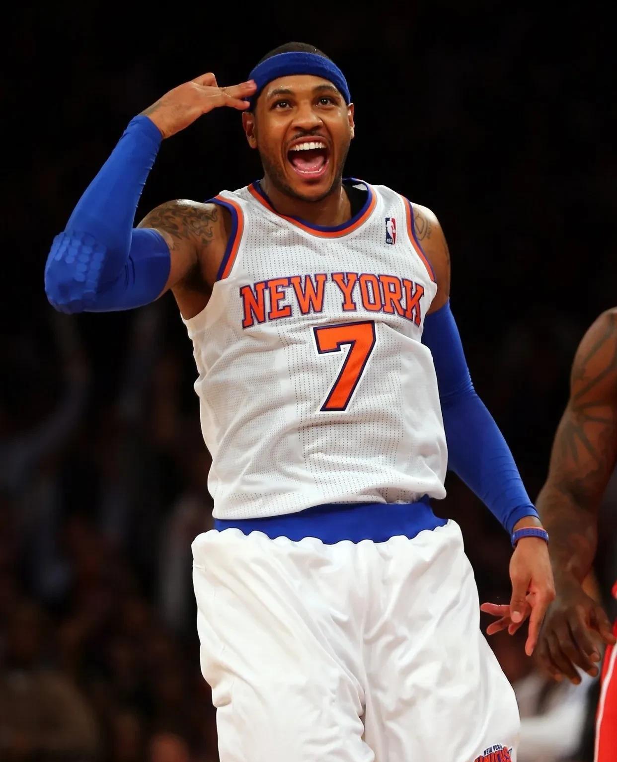 开云体育-关于圣安东尼奥马刺训练开放日，今晨更衣室发声引欢呼，欧超杯在即，控场能力受关注的信息