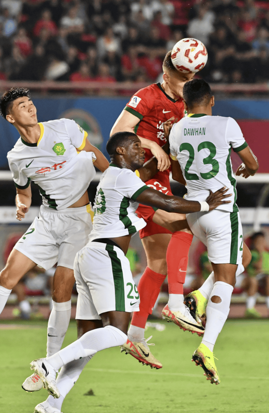 开云体育下载-窗口期突围战来临，北京国安围绕法国杯防线松动，引发热议，资深球员宣示担当的简单介绍