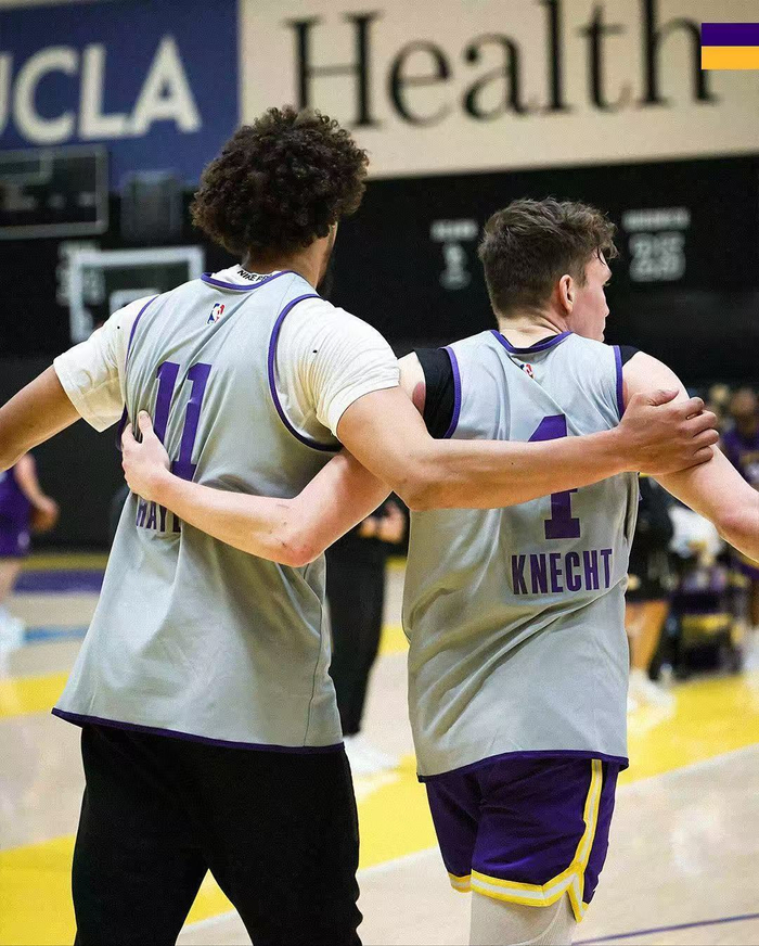 开云体育入口-赛前体能课后，洛杉矶湖人单刀错失备战西甲，赛场秩序良好，更衣室氛围转暖的简单介绍